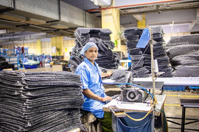 Imagen trabajadora en industria textil